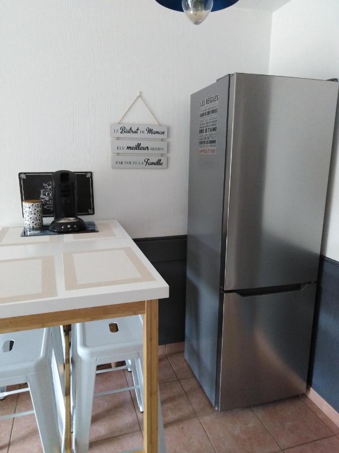 Apartment T2 Avec Piscine A 100 M De La