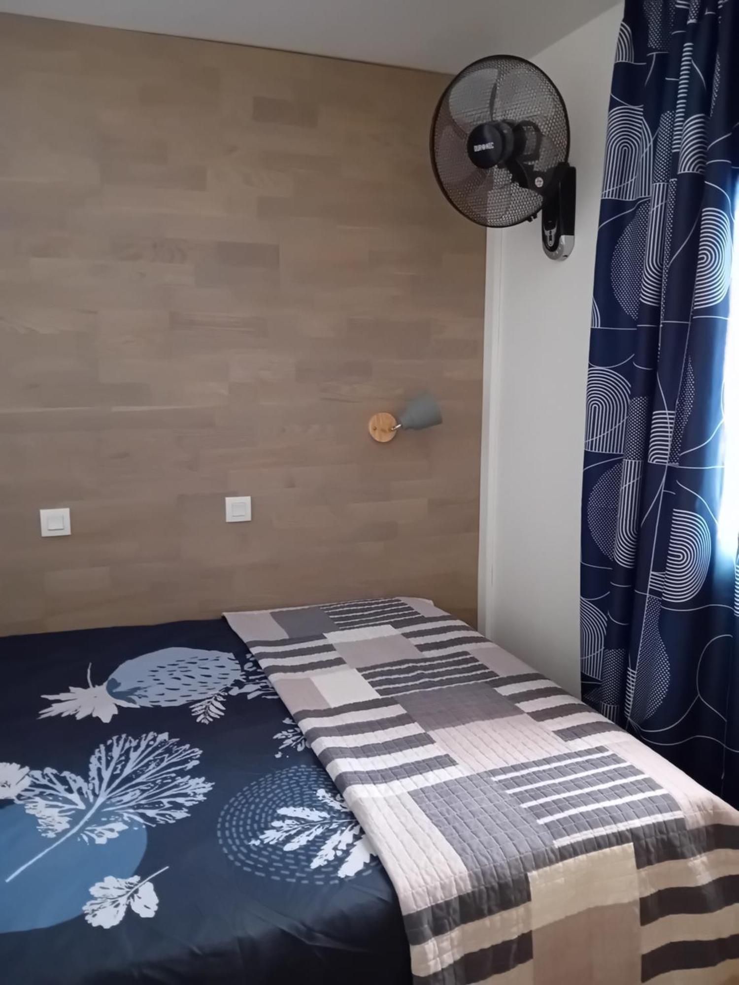 T2 Avec Piscine A 100 M De La Apartment